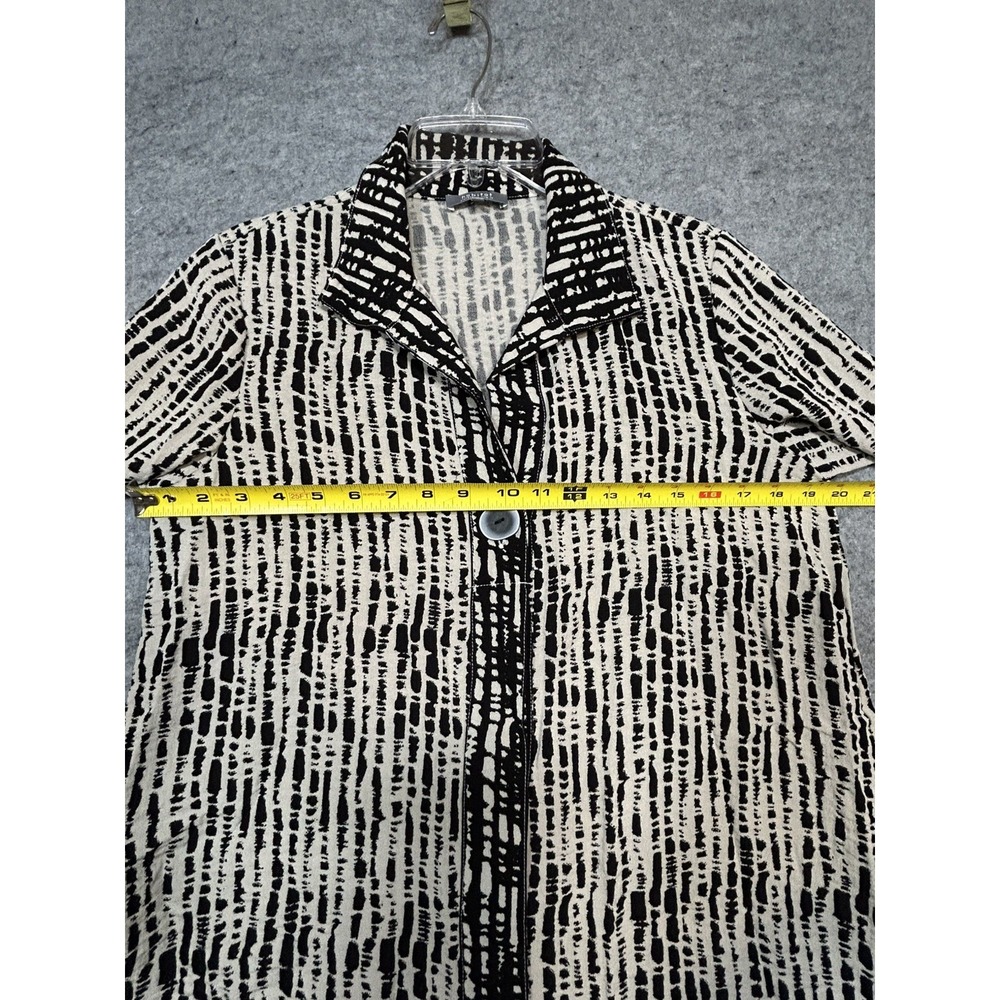Habitat Clothes to Live in Top Small Abstract Tunic black & white Button - Picture 15 of 15